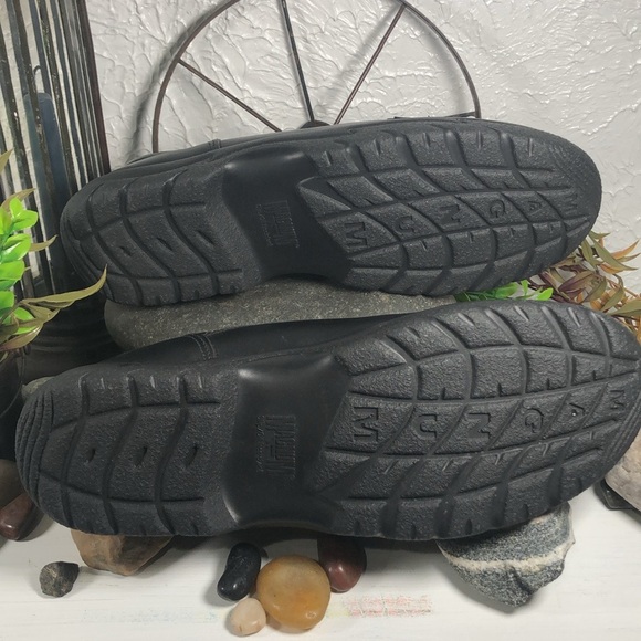 Magnum Women Non Slip Oil Resistant Lace Up Work Shoe Solid Black NWOT New Cond - Picture 5 of 16